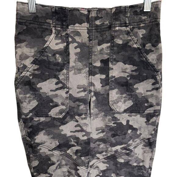 Spanx Stretch Twill Cargo Jogger Camo Pull On Ankle Length In Gray Size Medium - Picture 5 of 12